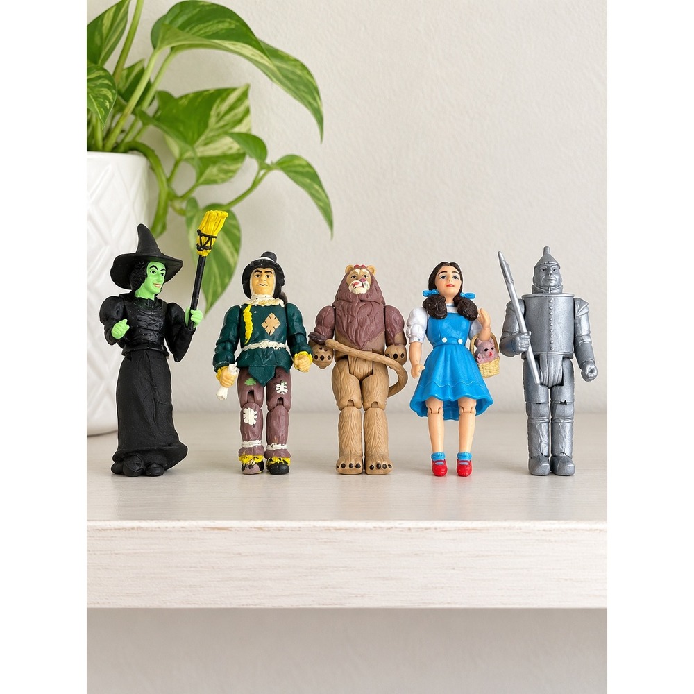 Vintage Wizard of Oz Action Figure Lot Dorothy Tin Man Scarecrow Wicked Witch